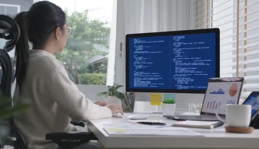 阿里企业数字化解决方案：机器学习赋能商业模式升级的核心路径
